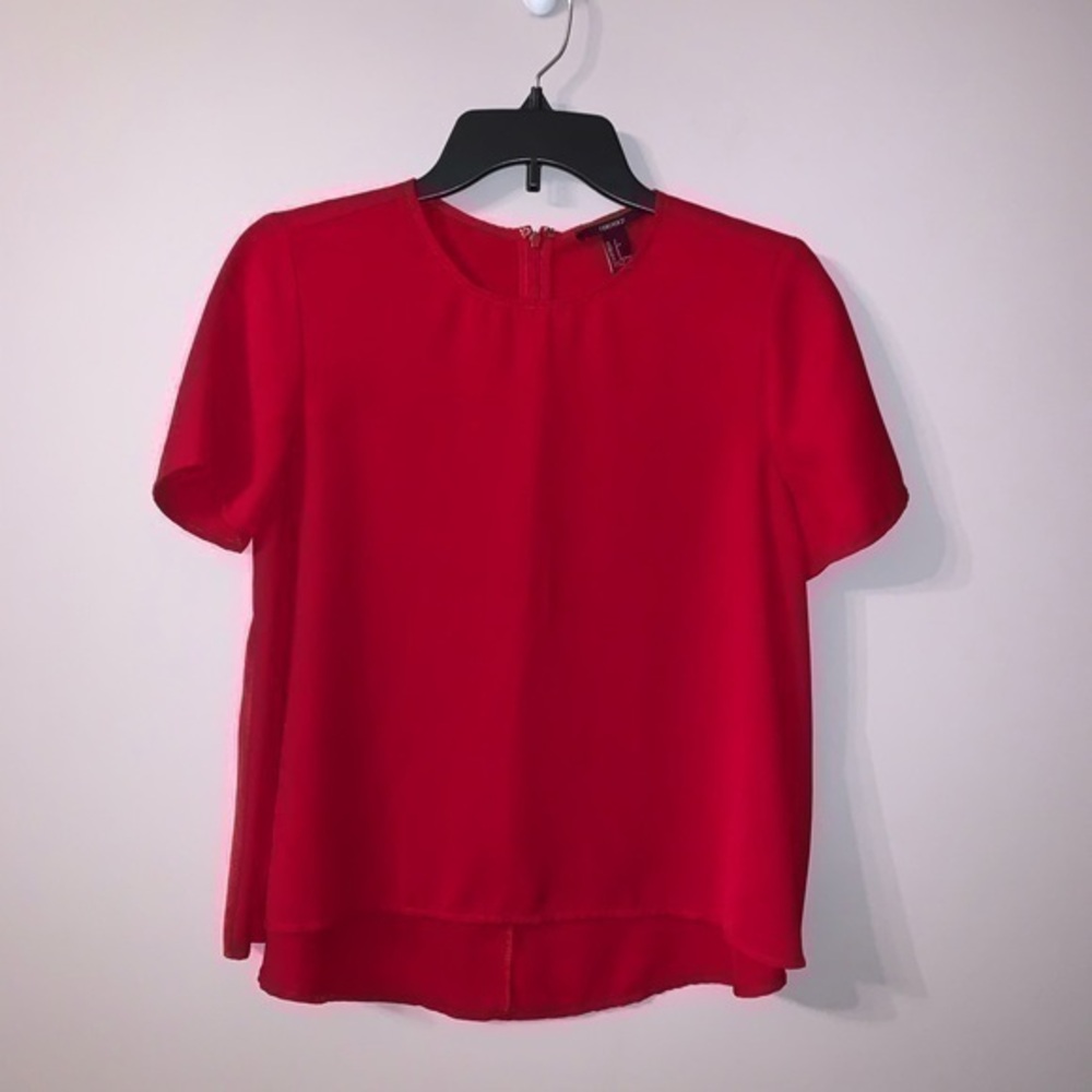 Red top small forever 21 blouse
